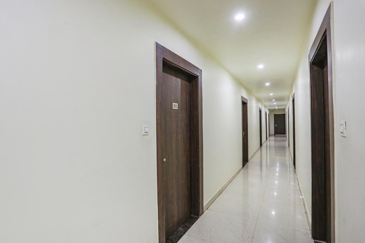 Fabhotel Naman Kanpur Exterior photo
